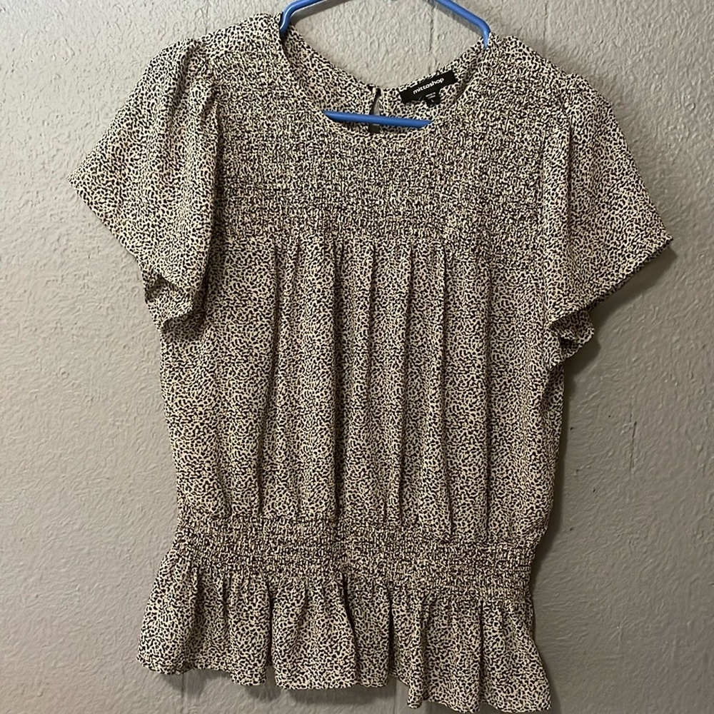 Black and white top worn once